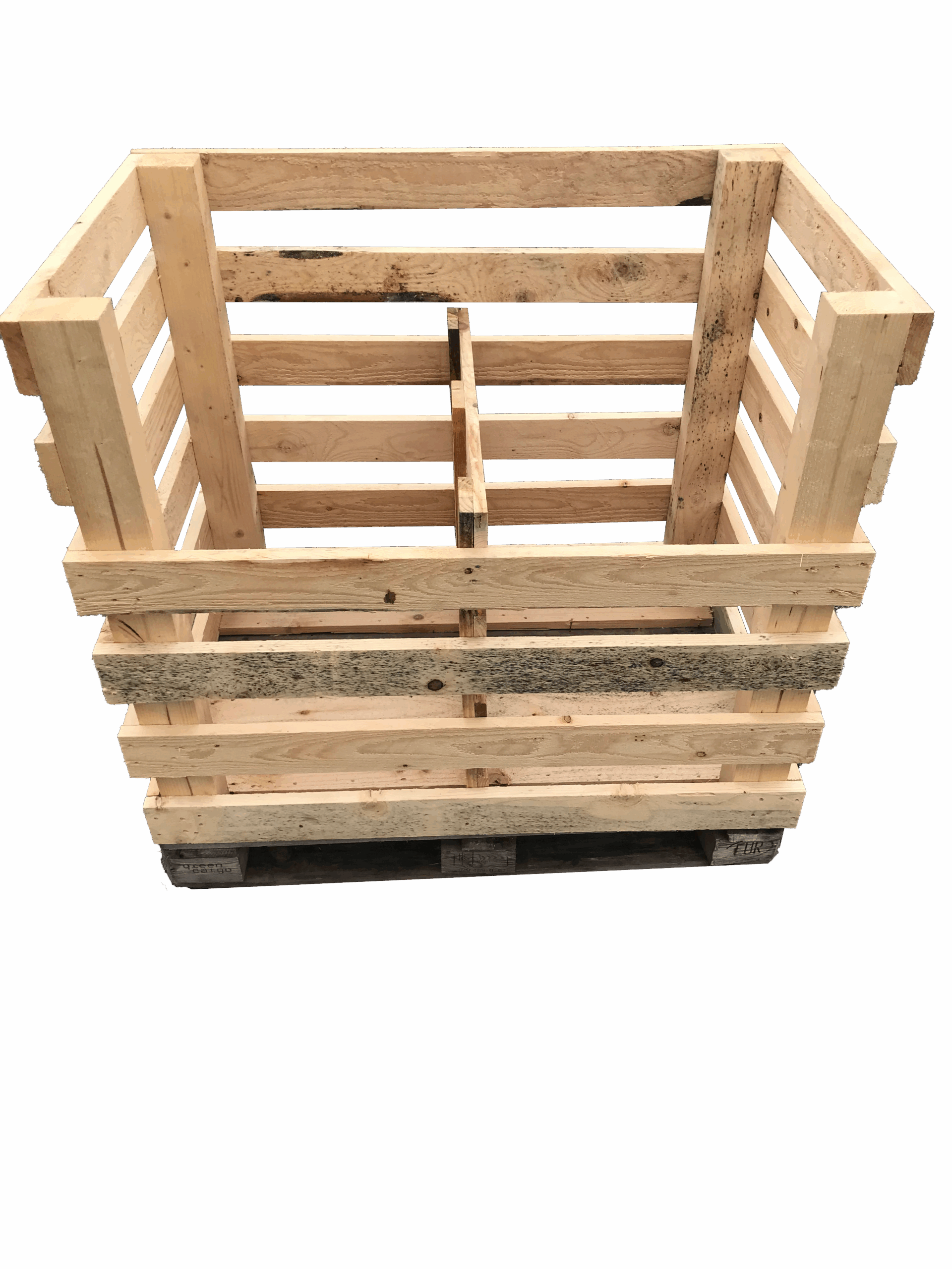 Caisse bois claire voie